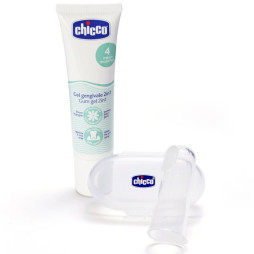 Набір Chicco "My First Toothbrush Set": зубна щітка-масажер та гель (11262.00)