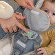 Шезлонг Ingenuity Parker-Chambray с технологией Happy Belly