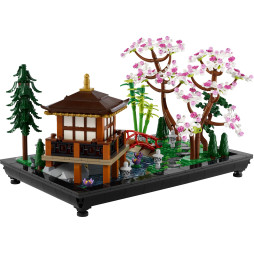 Конструктор LEGO Icons Тихий сад 1363 деталей (10315)