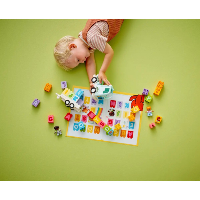 LEGO Конструктор DUPLO Town Вантажівка з абеткою, (10421)