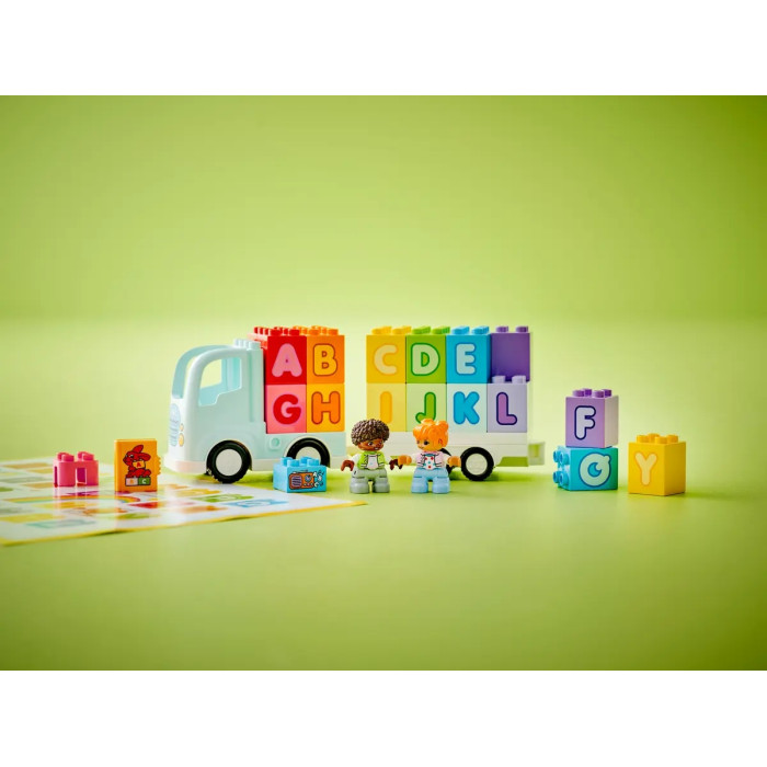 LEGO Конструктор DUPLO Town Вантажівка з абеткою, (10421)