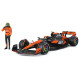 Автомодель з фігуркою - MCLAREN MCL38 (1:24), 18-28040