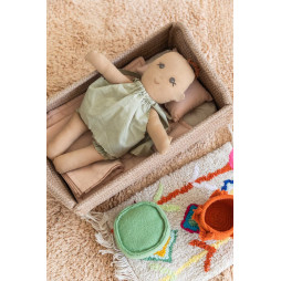 Лялька Нарі, бавовняна іграшка, набір з аксесуарами, Lorena Canals, TT-MLPACK2