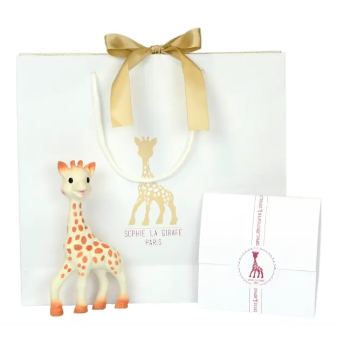 Подарочный набор для новорожденного SOPHIESTICATED, Sophie La Girafe и прорезыватель из натурального каучука с подарочным пакетом и открыткой, арт. 000001
